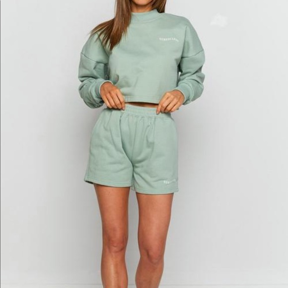 NWOT Beginning Boutique Stress Less Shorts - Picture 4 of 4